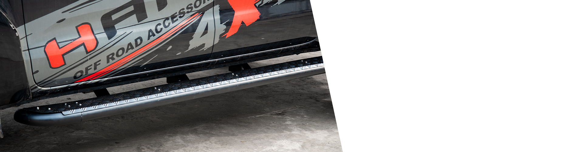บันไดข้างของ HAMER รุ่น SM103 SIDE STEP