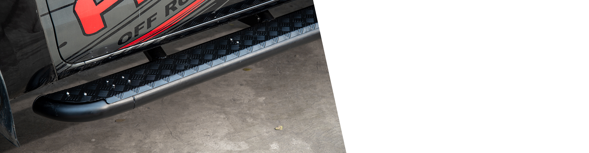 บันไดข้างของ HAMER รุ่น SM103 SIDE STEP