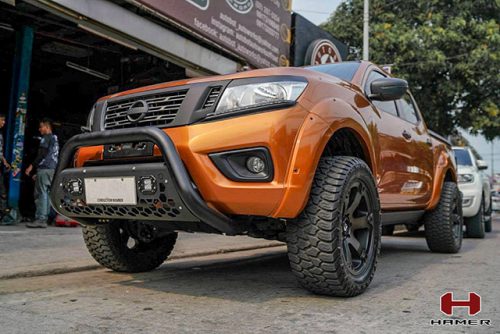 Hamer กันชนหน้า รุ่น STORM NUDGE BAR สำหรับ NISSAN NAVARA NP300-3