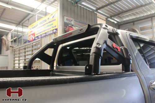 กันชนหน้าของHAMER รุ่น HECTOR SERIES ROLL BAR สำหรับรถ TOYOTA HILUX REVO